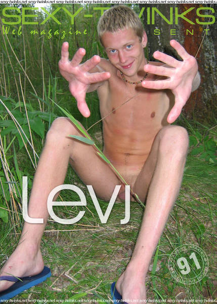 Levj at SexyTwinks